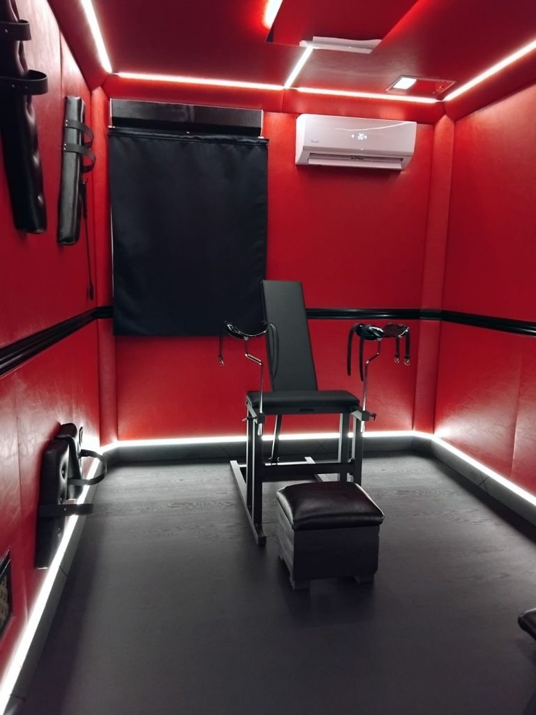 vue-ensemble-love-room-container-adultes-lov-box